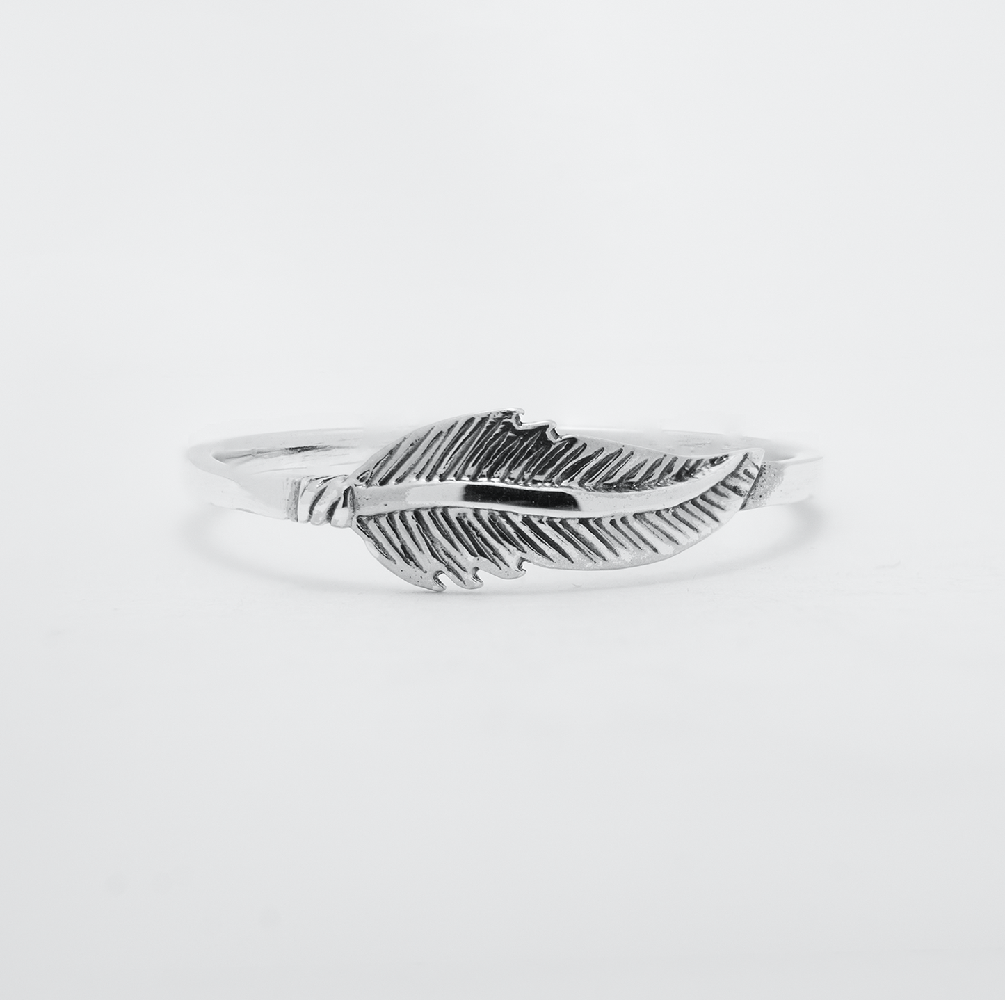 Plume - Feather Ring